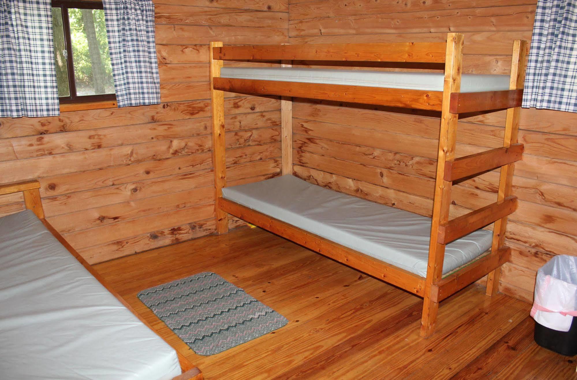 Appalachian Hotel 2*